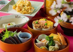リーガロイヤルホテル広島 日本料理 鯉城 りじょうのコース写真