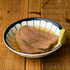 48時間煮込む茹で牛たん