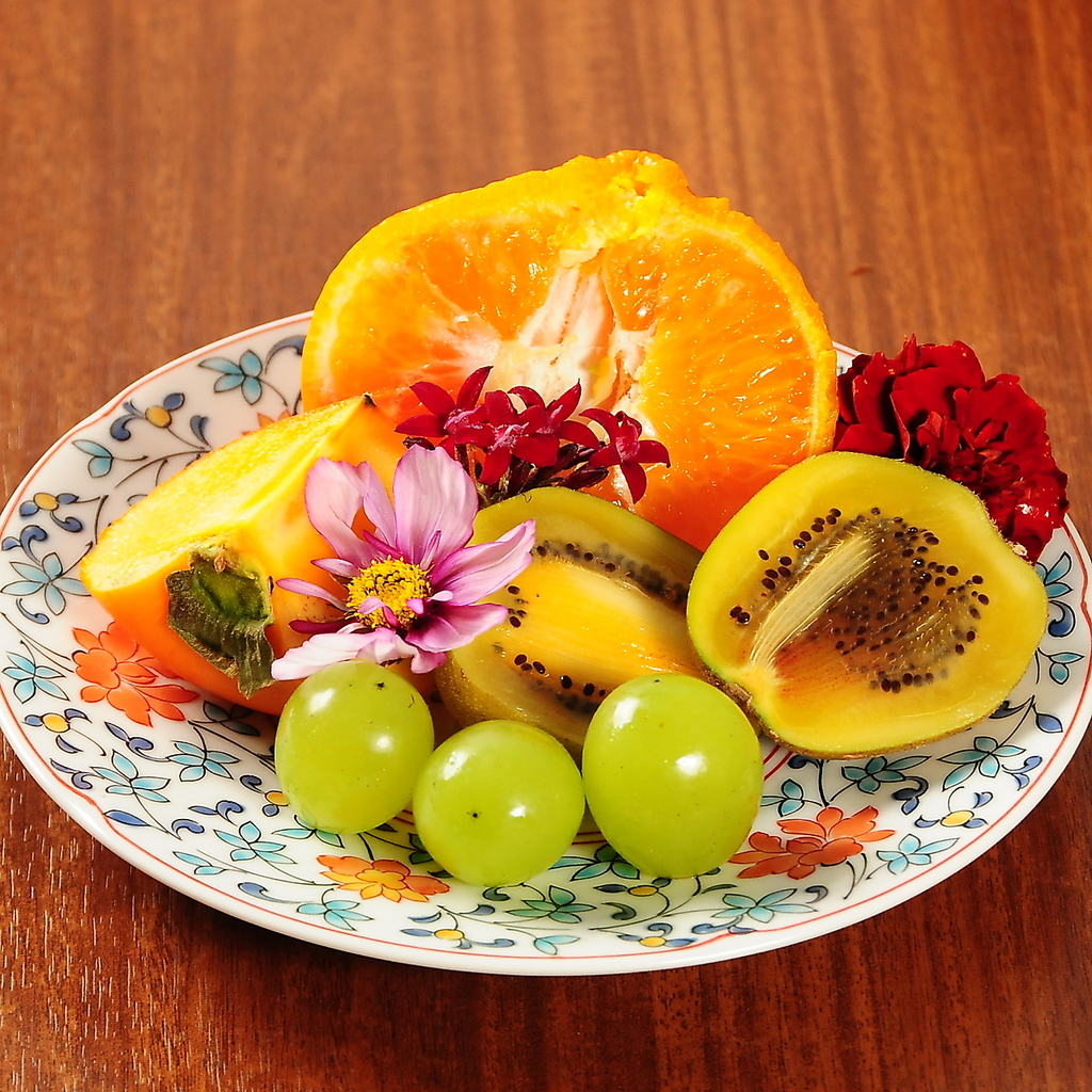 食後にぴったりな大阪フルーツ盛合せ！