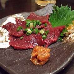 生馬刺し