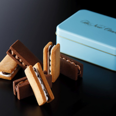 SATSUKIレーズンサンド（1箱8枚入り）　｜パティスリーSATSUKI｜