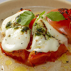 トマトの炭火焼き 温製カプレーゼ