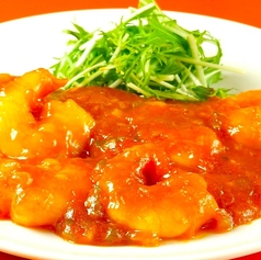 【海老のチリソース煮】プリップリの海老と甘辛いチリソースがよく絡む☆ご飯にもお酒にもよく合う一皿！の写真