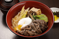 安来和牛すき焼き丼