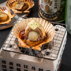 青森から仕入れた新鮮な鮮魚を焼き魚やお刺身で楽しめる