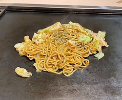 ガーリック 焼そば(いかと豚肉とニンニク入り)