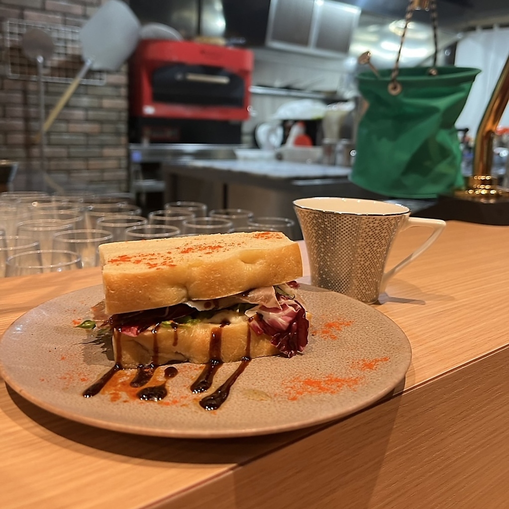 定番の本格イタリアンはもちろん、季節ごとに美味しいオリジナルメニューも種類豊富にご用意！