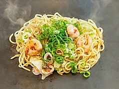 海鮮ごま塩 焼そば(いかとえび入り・特製塩ダレ味)