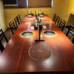 ビックテーブルにて大人数でまとめてお食事できます！