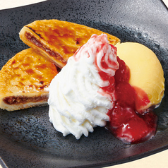 ホットク　バニラアイス添え