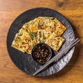 料理メニュー写真&nbsp;ひらやーちー（ピリ辛チヂミ）