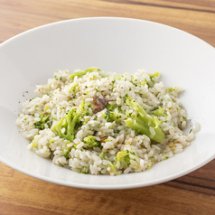 ブロッコリーとアンチョビのもち米リゾット