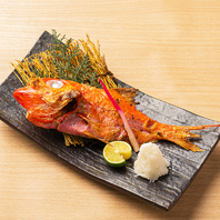 季節の鮮魚1本焼き