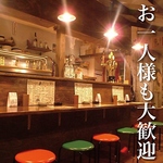 カウンター席もございますので、お一人様でのご利用も大歓迎！お仕事帰りなどのサク飲みにおすすめ。