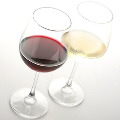 グラス)499円(税込) デキャンタ)1200円(税込) ボトル)3000円(税込)