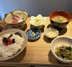 さかな食堂とらまるのおすすめランチ1