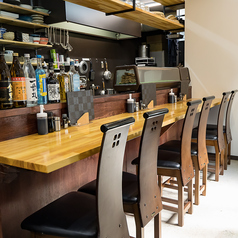 カウンター席6席