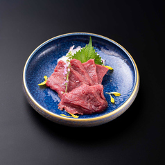 馬肉の赤身刺し