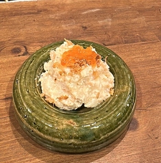 鮭といくらの親子ポテサラ