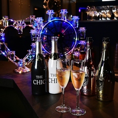 BAR THE CHIC バー ザ シックの特集写真