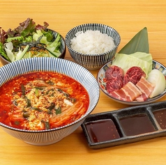 種類豊富なランチメニュー♪