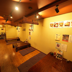 当店は座敷をご用意！仕切りで周りを気にせず楽しむことも可能！