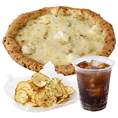 ５種チーズのピザ　ポテトチップス付　ドリンクセット
