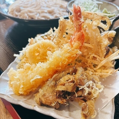 天ぷら盛り合わせ（海老一品＋野菜等）