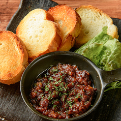 牛すじ赤ワイン煮込み