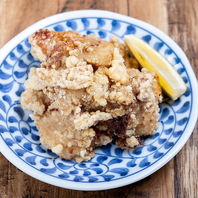 数種類の味付けから選べる「唐揚げ」