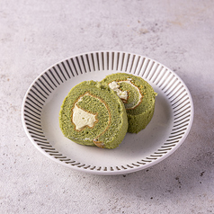 カット済ロールケーキ（抹茶）