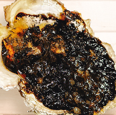 イカ墨タルタルソースの焼き牡蠣