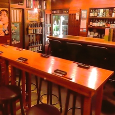 ≪ご新規のお客様も大歓迎！人気のお席です≫1名様から気軽にお越しいただける人気のカウンター席！！利き酒師があなた好みをチョイスします。お酒のラインナップ、特に日本酒は店主厳選の品々が多数揃えられています！普段楽しむお酒はもちろん新たなあなた好みのお酒に出会えること間違いなし。おすすめの逸品もご用意♪