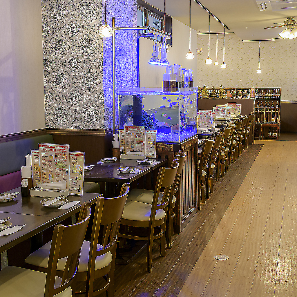 ソファ席やBOX席でゆったり過ごせる2次会にぴったりのお店♪リラックス感満載の空間で楽しい時間を！