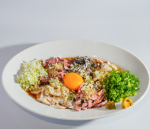 当店看板メニューの名物MIX混合刺しは、プリプリの食感と香ばしさが段違い！ぜひ、一度ご賞味下さい