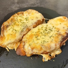 カレーチーズのオープンサンド