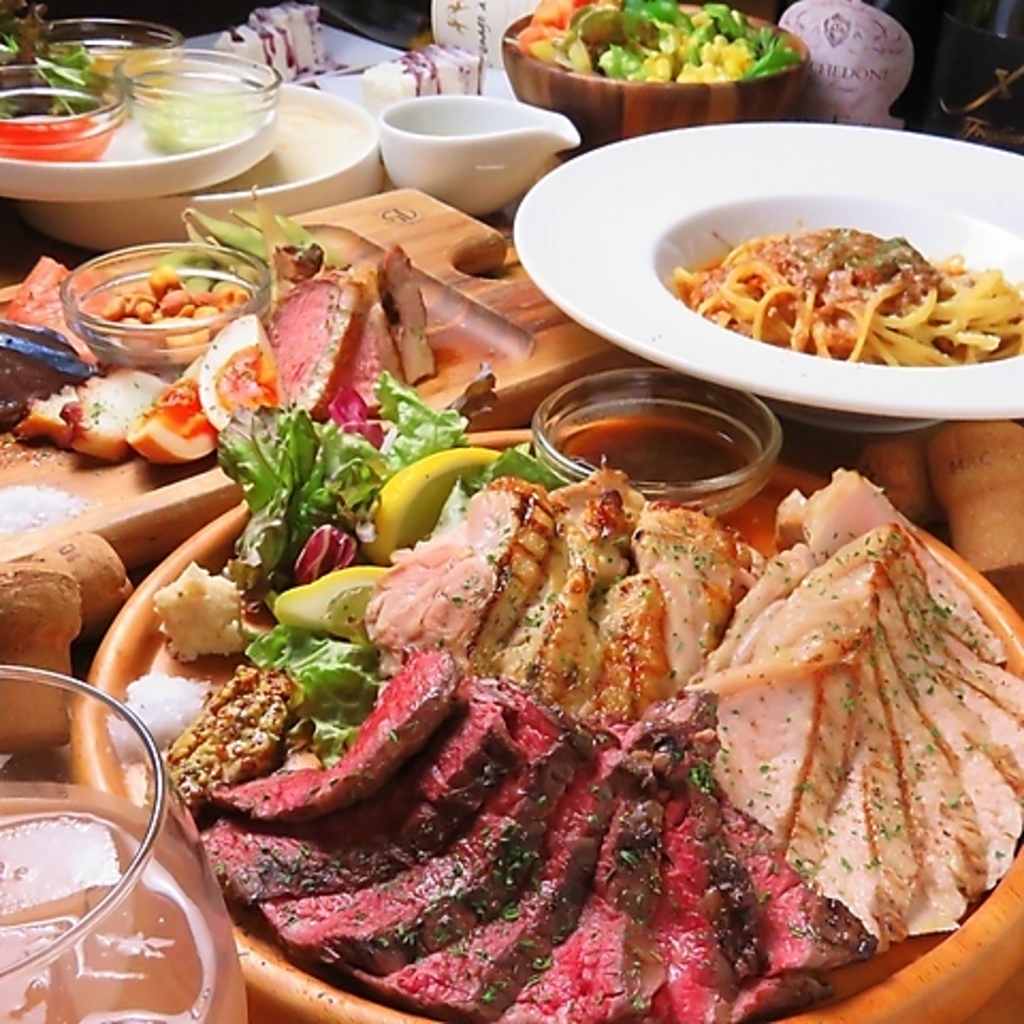 季節替わりの肉スペシャリテを乾杯シャンパンと楽しめる人気コース♪★贅沢時間を満喫！至福気分★