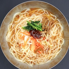 旨辛ビビン麺