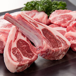 ジンギスカンの本場北海道で羊肉に定評ある食肉生産・加工会社の｢肉の山本｣からの直接仕入れを実現