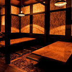 和の情緒あふれる店内。豊田市駅周辺での接待や飲み会に最適の個室空間をご用意しております。