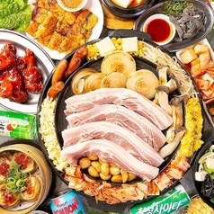 韓国料理 ケジョン82 梅田東通り店の特集写真