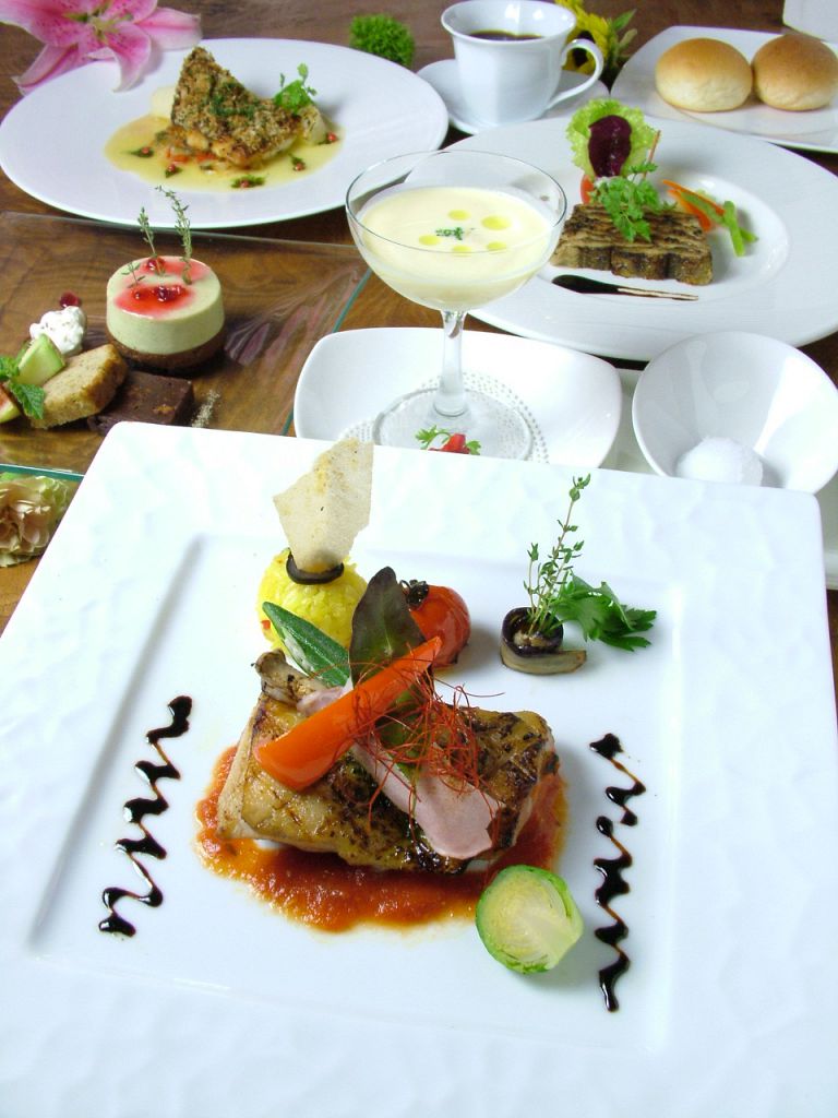 今日はちょっぴり贅沢に…【ランチ】パスタ2090円～/ハーフコース3080円～/フルコース5500円～