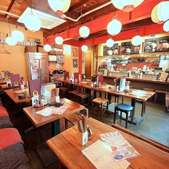 沖縄酒場ハイサイ 東梅田店の雰囲気2