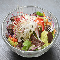 かみとら特製サラダ