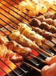 朝〆健味鶏の串焼きやイベリコ豚の串焼きが絶品！！炭火で一本一本心をこめて焼き上げます。