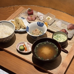 さしみのとったりのおすすめランチ1