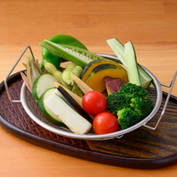極上羽釜おむすびと旬を味わう体に優しい蒸し野菜