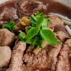 50.豚肉のナムトック麺