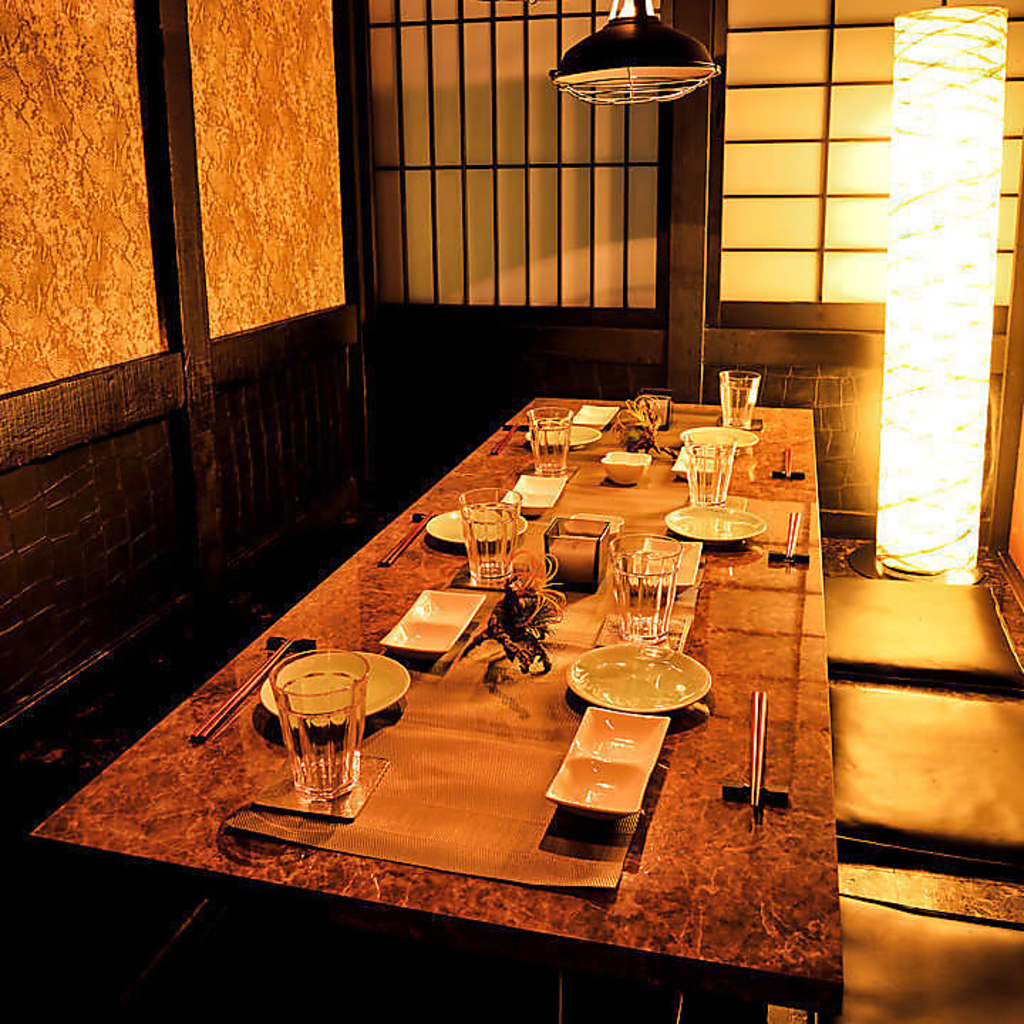 落ち着いたお洒落空間で大切な方と素敵なひとときを…。誕生日や記念日にはサプライズも♪