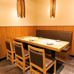 人数様に応じて様々なお席をご用意★